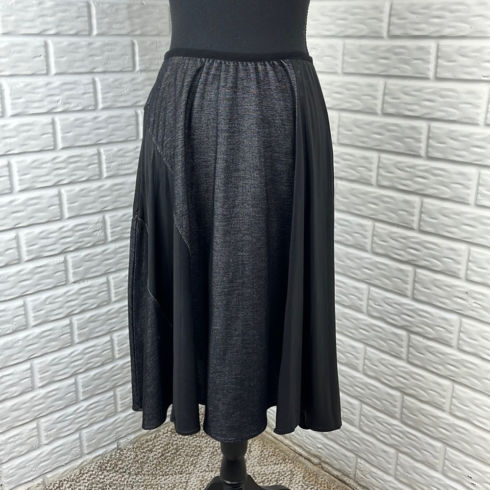 KOMAROV A Line Asymmetrical Elastic Waist Flowy Black Skirt Sz SM Made in USA